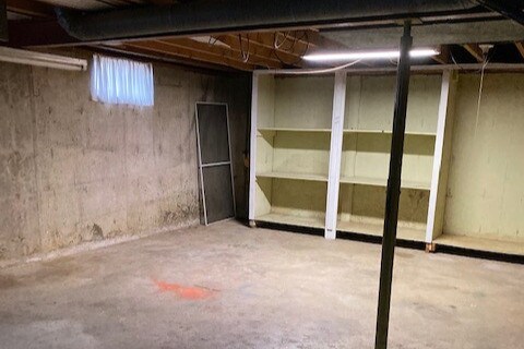 Building Photo - 2111 Clark Ave