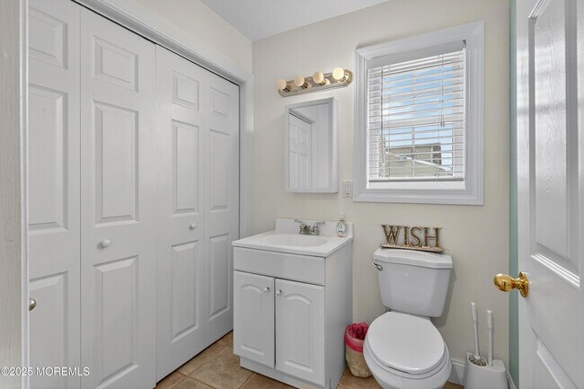 Building Photo - B19 Haddonfield Ave