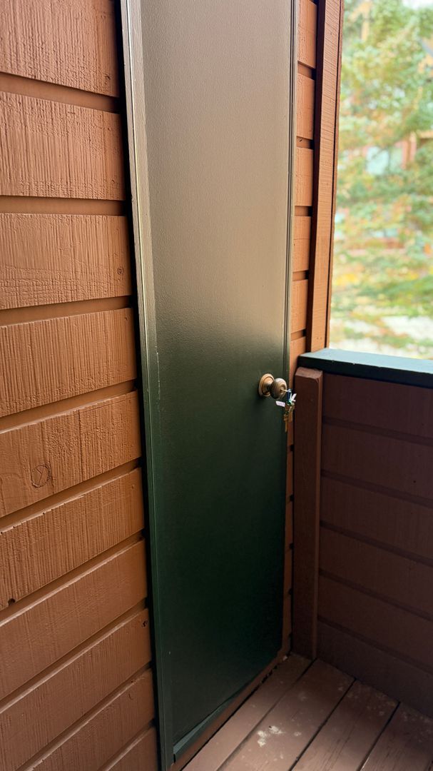 Building Photo - Marina Place 221