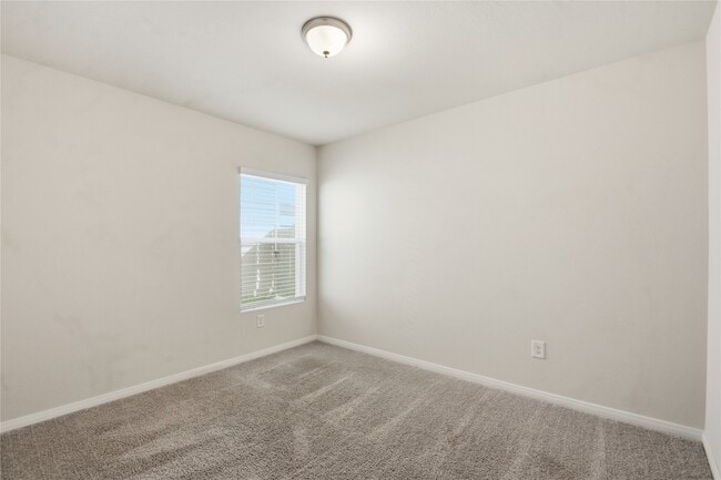 Building Photo - 15626 Del Norte Dr