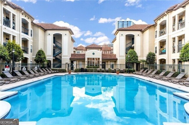 Building Photo - 955 Juniper St NE