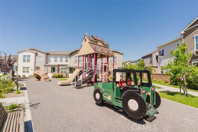 Building Photo - 211 Red Brick Dr