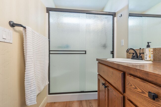 Building Photo - Beautiful Home in the Heart of Eagle