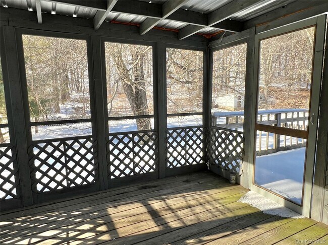 Building Photo - 3160 US-44