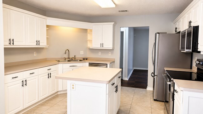 Building Photo - 1248 Jefferyscot Dr