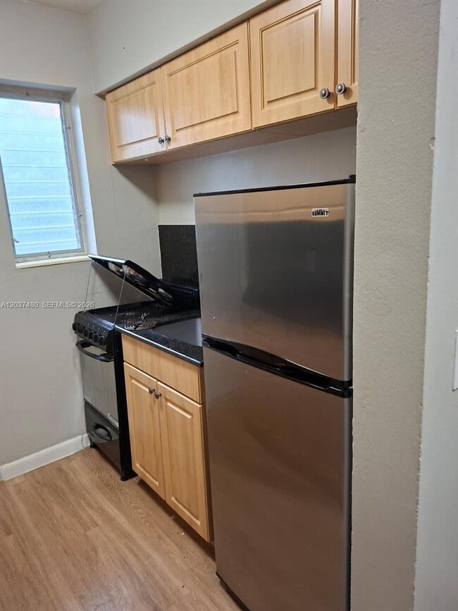 Building Photo - 13035 Emerald Dr