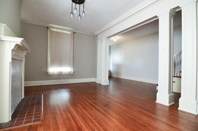 Building Photo - 1513 Rivermont Ave