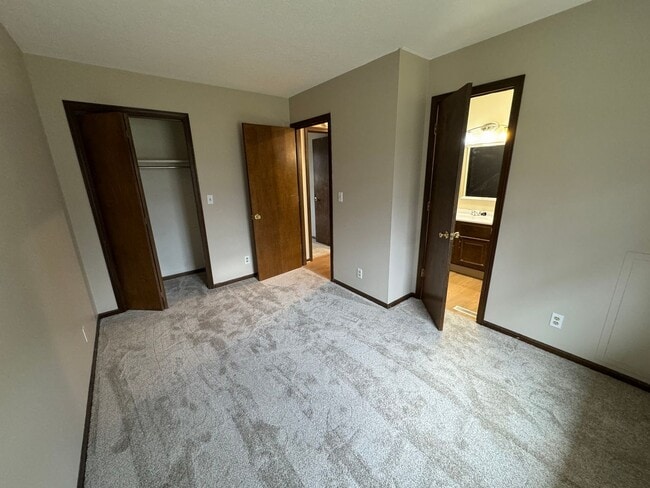 Building Photo - 3 Bed in Wooster