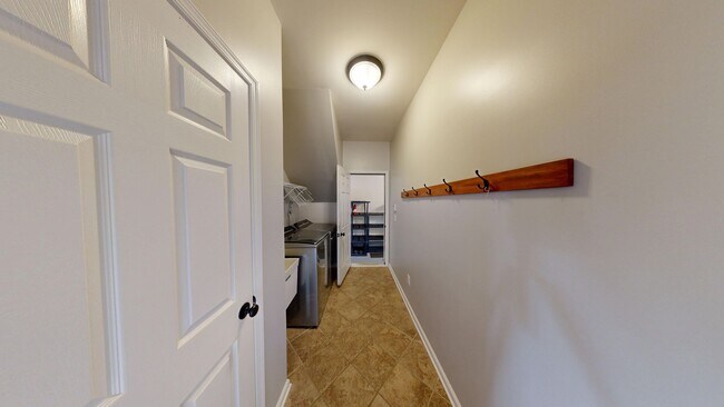 Building Photo - 43799 Abbott Pl