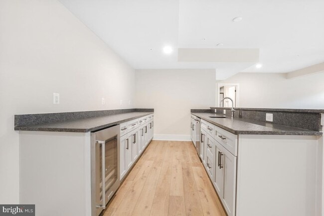 Building Photo - 12321 Potomac Hunt Rd