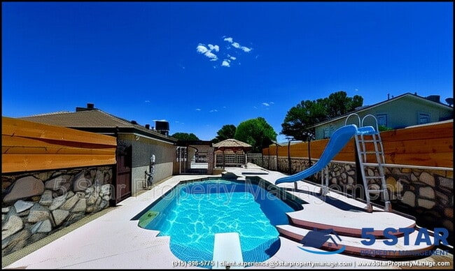 Building Photo - 11620 Laura Marie Dr