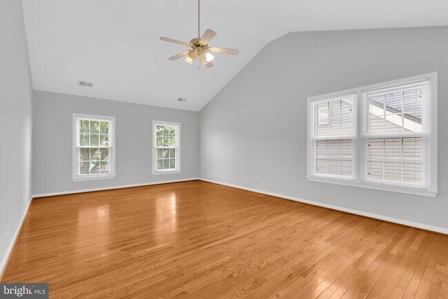 Building Photo - 13072 Autumn Willow Dr