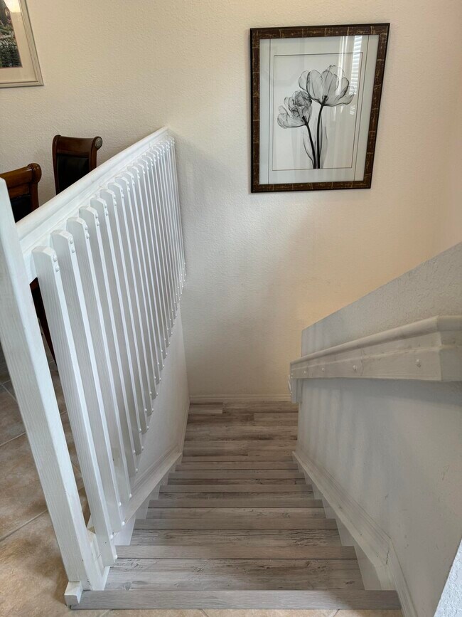 Building Photo - 4890 Bonsai Cir