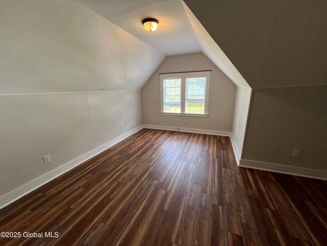 Building Photo - 1084 Wendell Ave