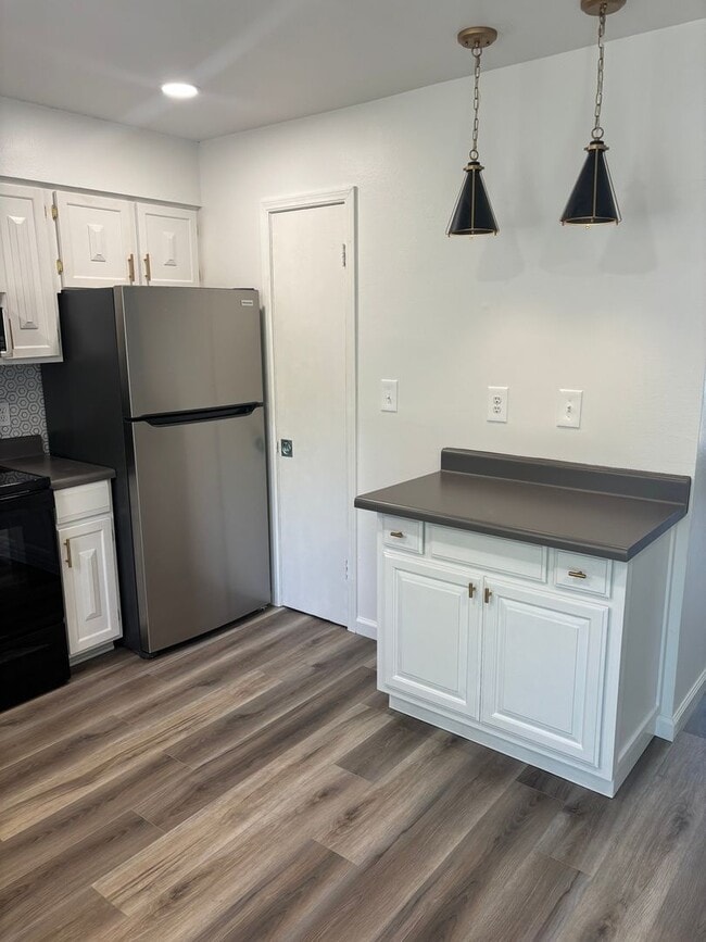 Building Photo - Charming 1BR Condo in Tulsa