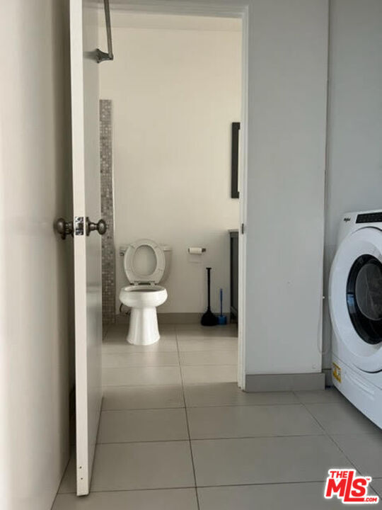 Building Photo - 20 28th Ave