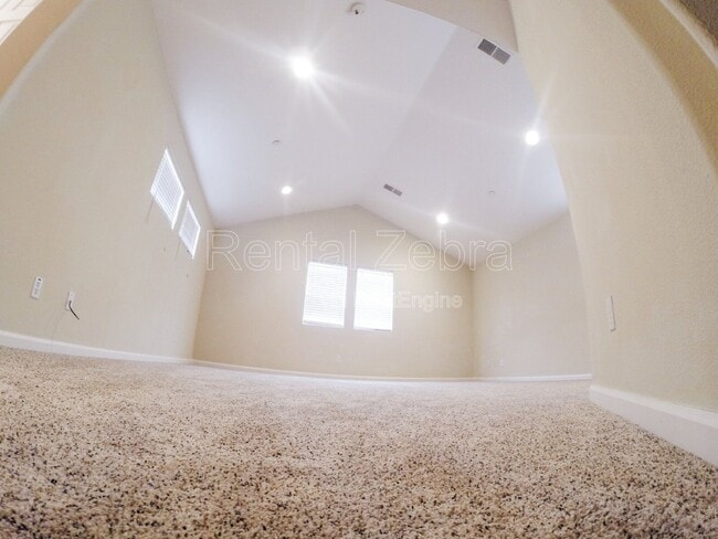 Building Photo - 103 Pelican St