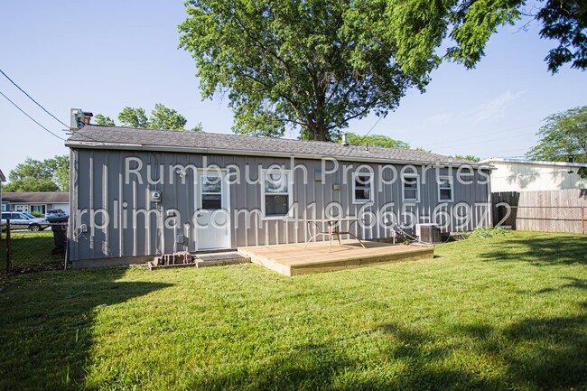 Building Photo - 614 W Ford Ave