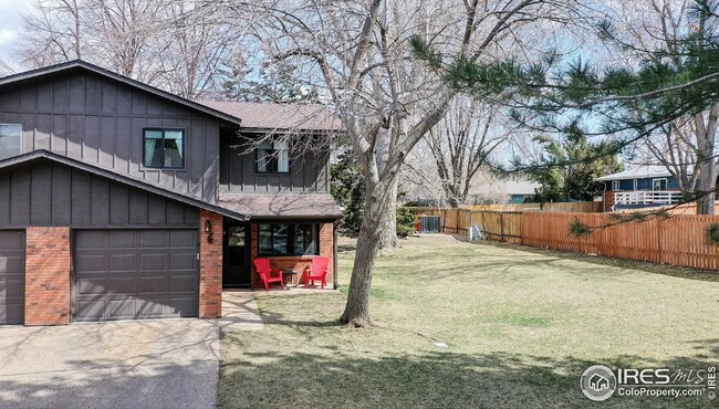 Primary Photo - 2840 W 21st St