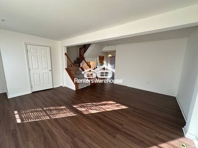 Building Photo - 7120 Fox Harbor Way