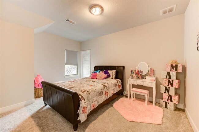 Building Photo - 630 Cibolo Creek Dr