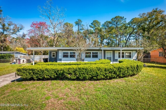 Building Photo - 909 Westgate Dr