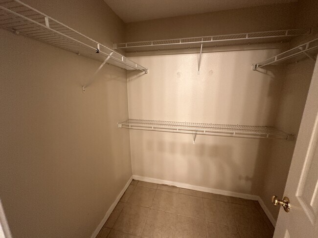 Building Photo - 2529 SW 156th Pl
