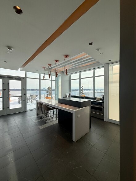 Building Photo - 925 N Fairfax St