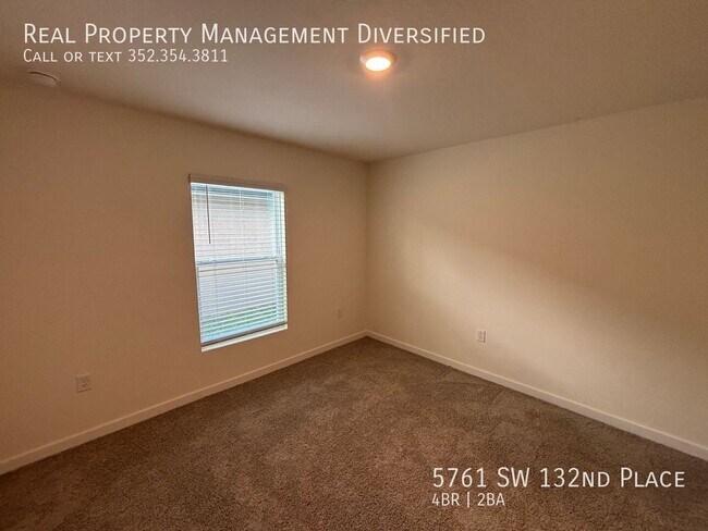 Building Photo - 5761 SW 132nd Pl