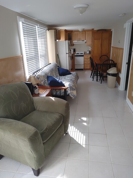 Main living area - 8 Highland Ave