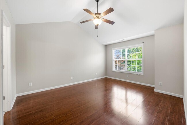 Building Photo - 2415 Clock Face Ct