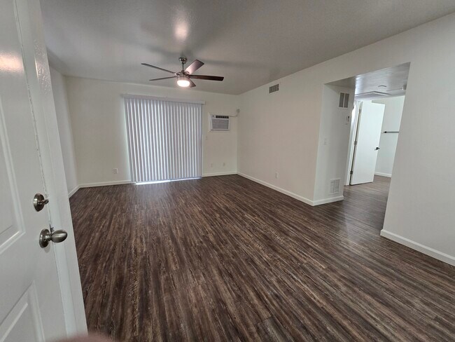 Building Photo - M&J Properties 161