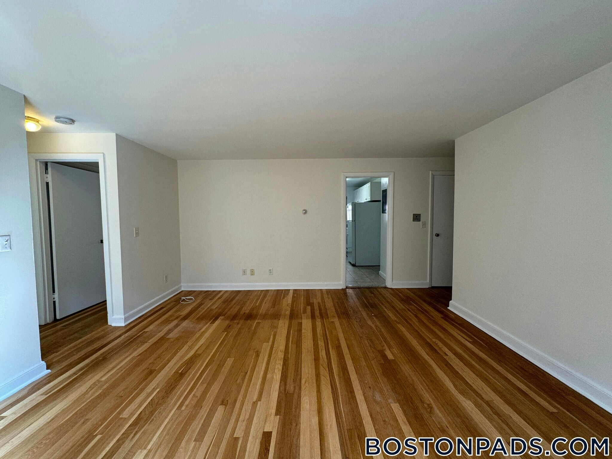 Building Photo - 40 Harvard St