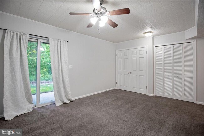 Building Photo - 8000 Delores Ct