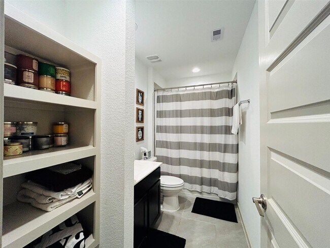 Building Photo - 29403 Georgia Throw Ln