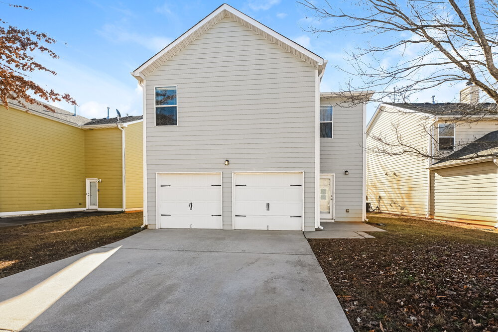 Building Photo - 182 Stillwood Dr
