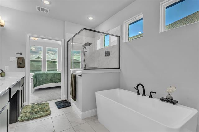 Building Photo - 708 Lemmon Ln