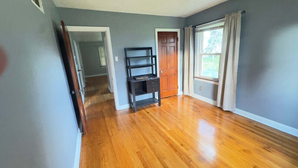 2nd Bedroom 1 closet - 9115 Rambler Dr