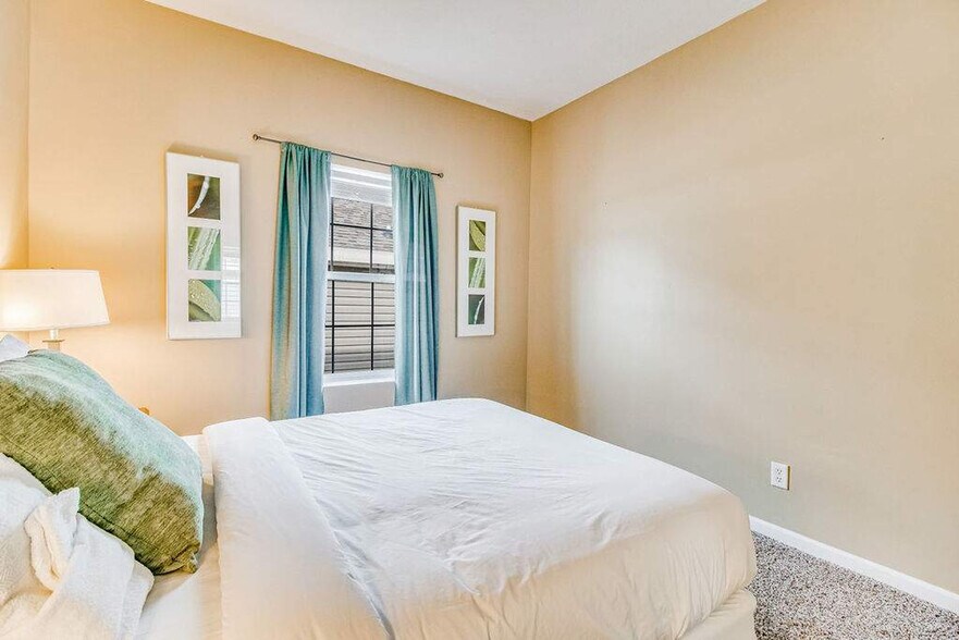 Building Photo - 5315 Cambria Dr