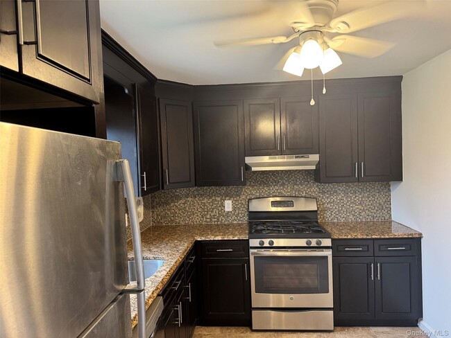 Building Photo - 412 Dawson Ln