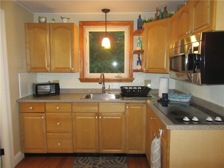 Building Photo - 5443 Post Rd