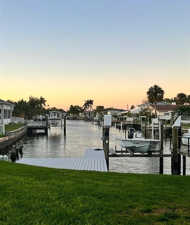 Building Photo - 1359 40th Ave NE