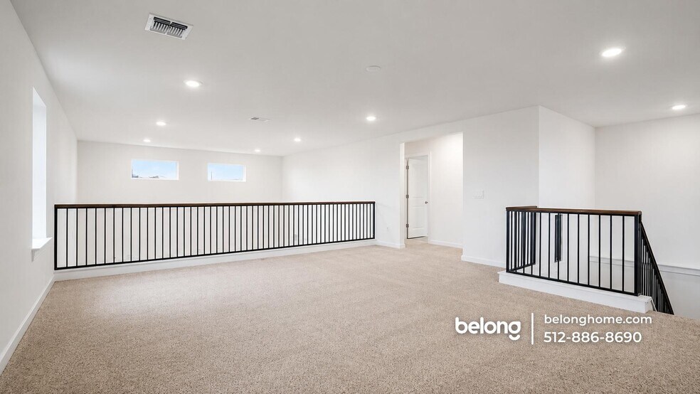 Building Photo - 429 Tinto St