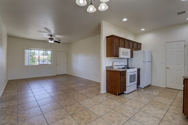 Building Photo - 7750 Spouse Dr