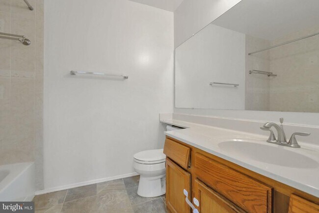 Building Photo - 14644 Wexhall Terrace