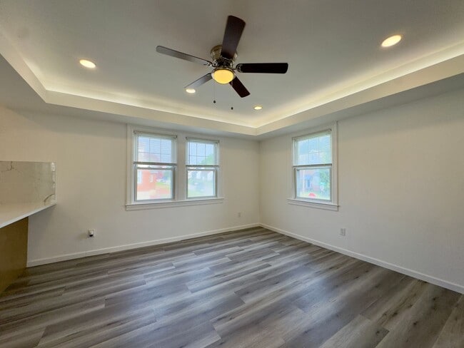 Building Photo - 1108 Elm Ridge Ave