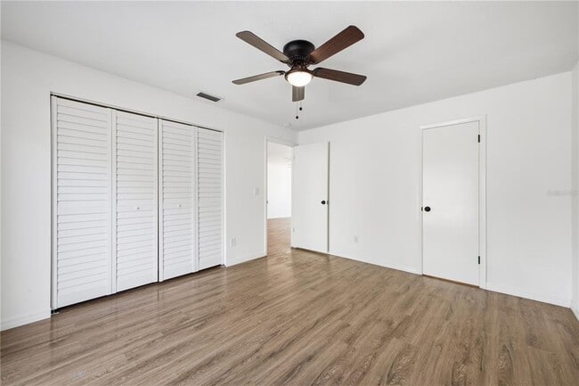 Building Photo - 603 61st Ave Terrace E