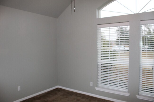 Building Photo - 4 BEDROOM, BELTON ISD, COMMUNITY POOL