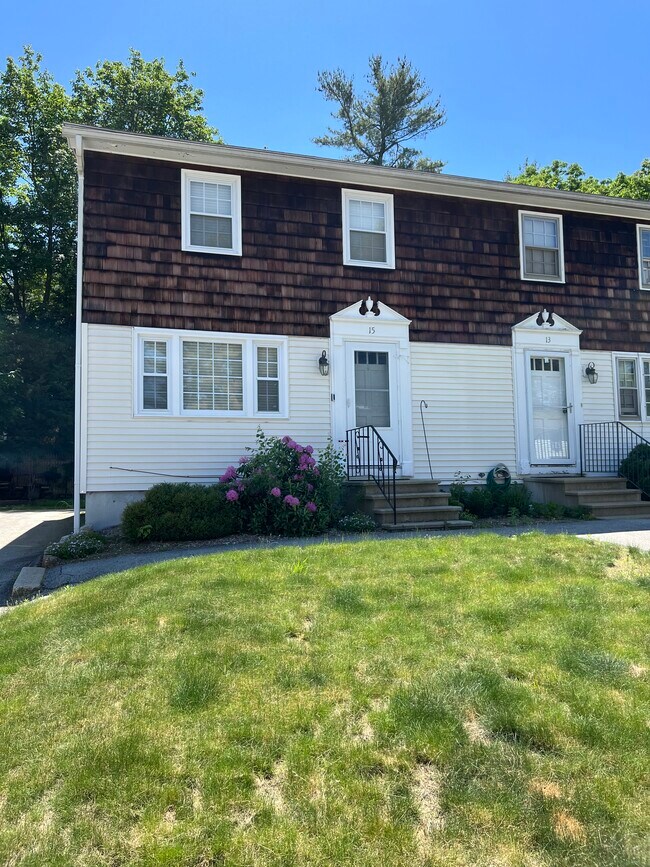 Front of unit - 15 Townhouse Rd