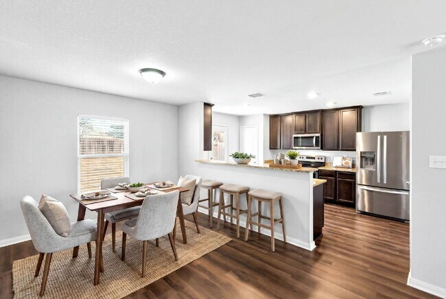 Building Photo - Modern Comfort Meets Everyday Living in This Beautifully Updated Two Story Home for Rent